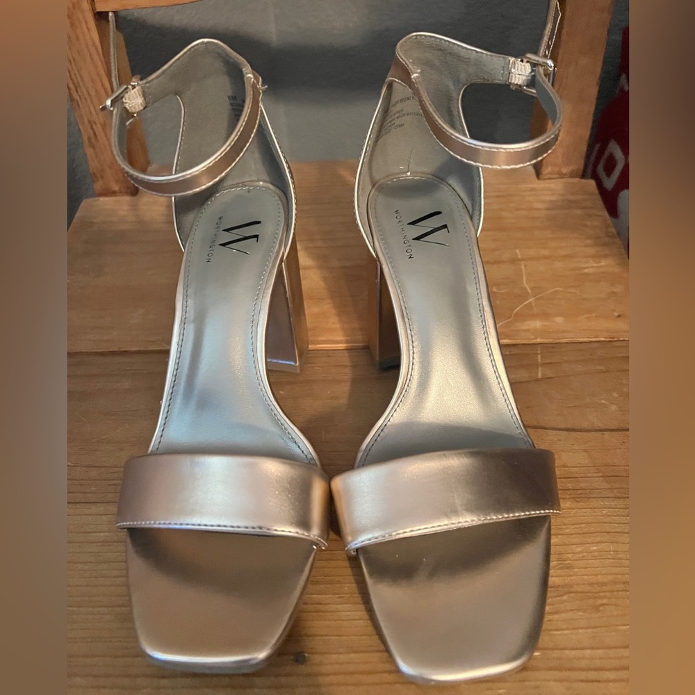 Worthington Rose Gold Heels. Size 8.